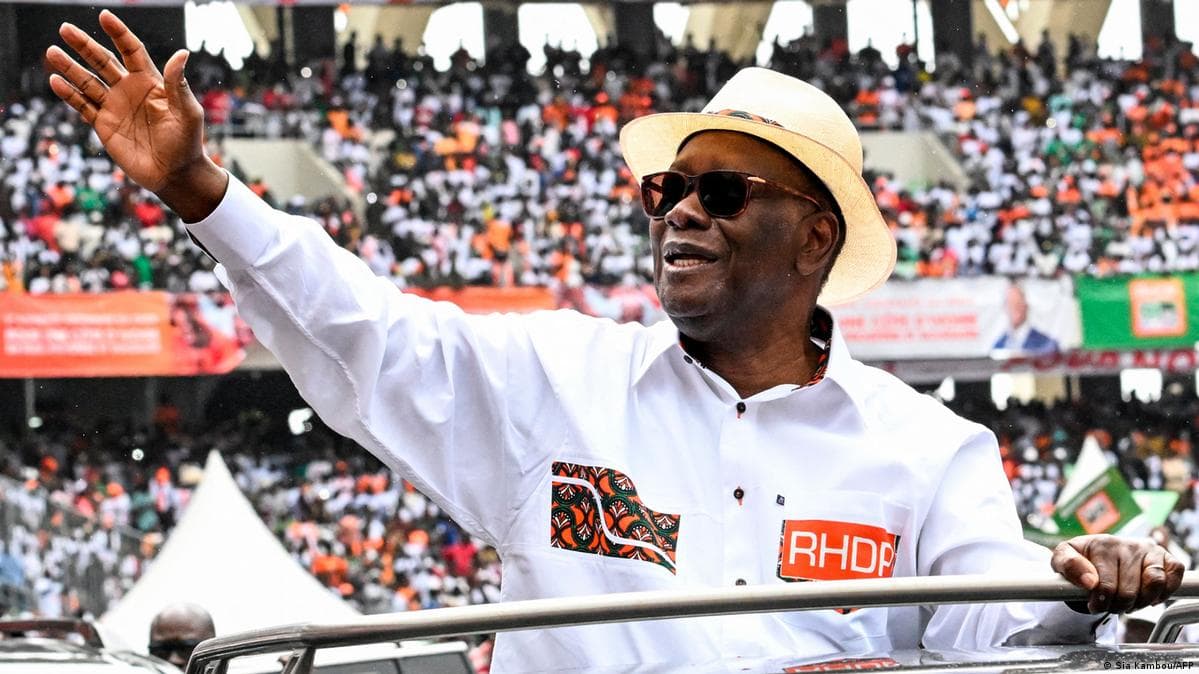 Ivory Coast Counts Votes After Ouattara Votes in Tight Presidential Race