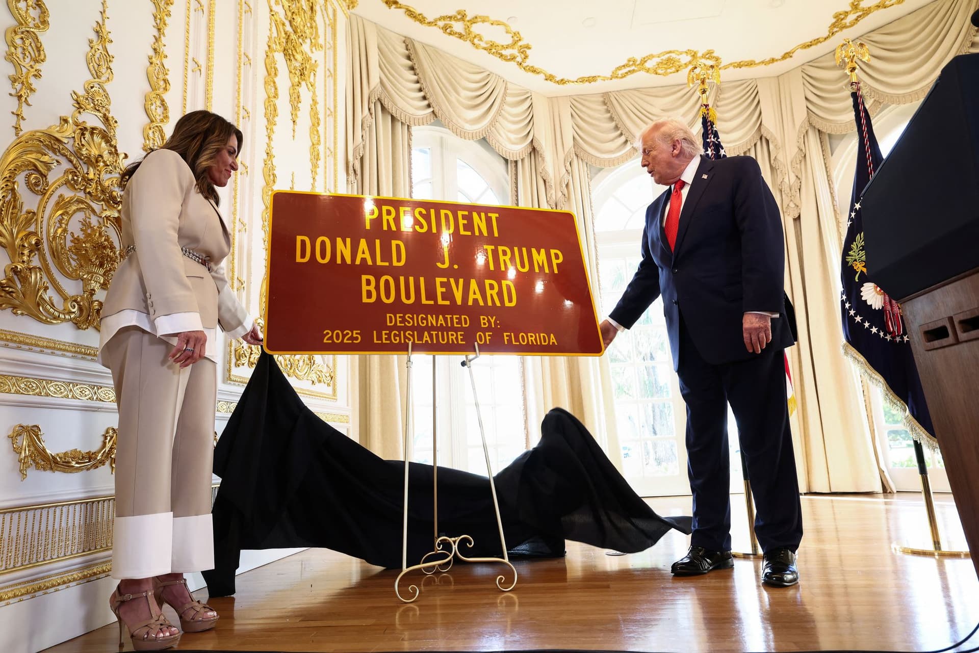 DeSantis names Broward road for Trump, Miami-Dade avenue for Kirk