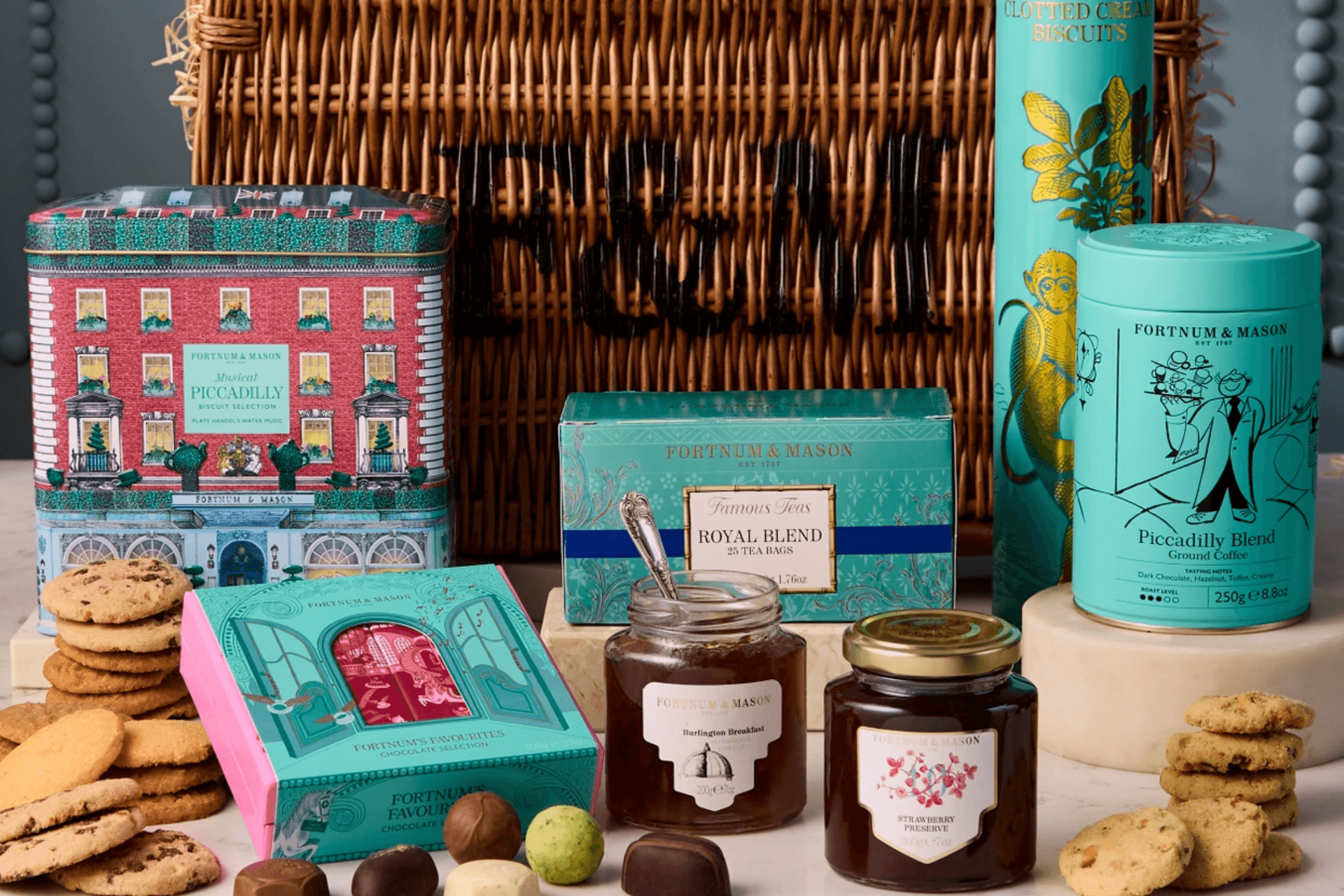 Fortnum and Mason Leads the Best Luxury Food and Drink Hampers for 2026
