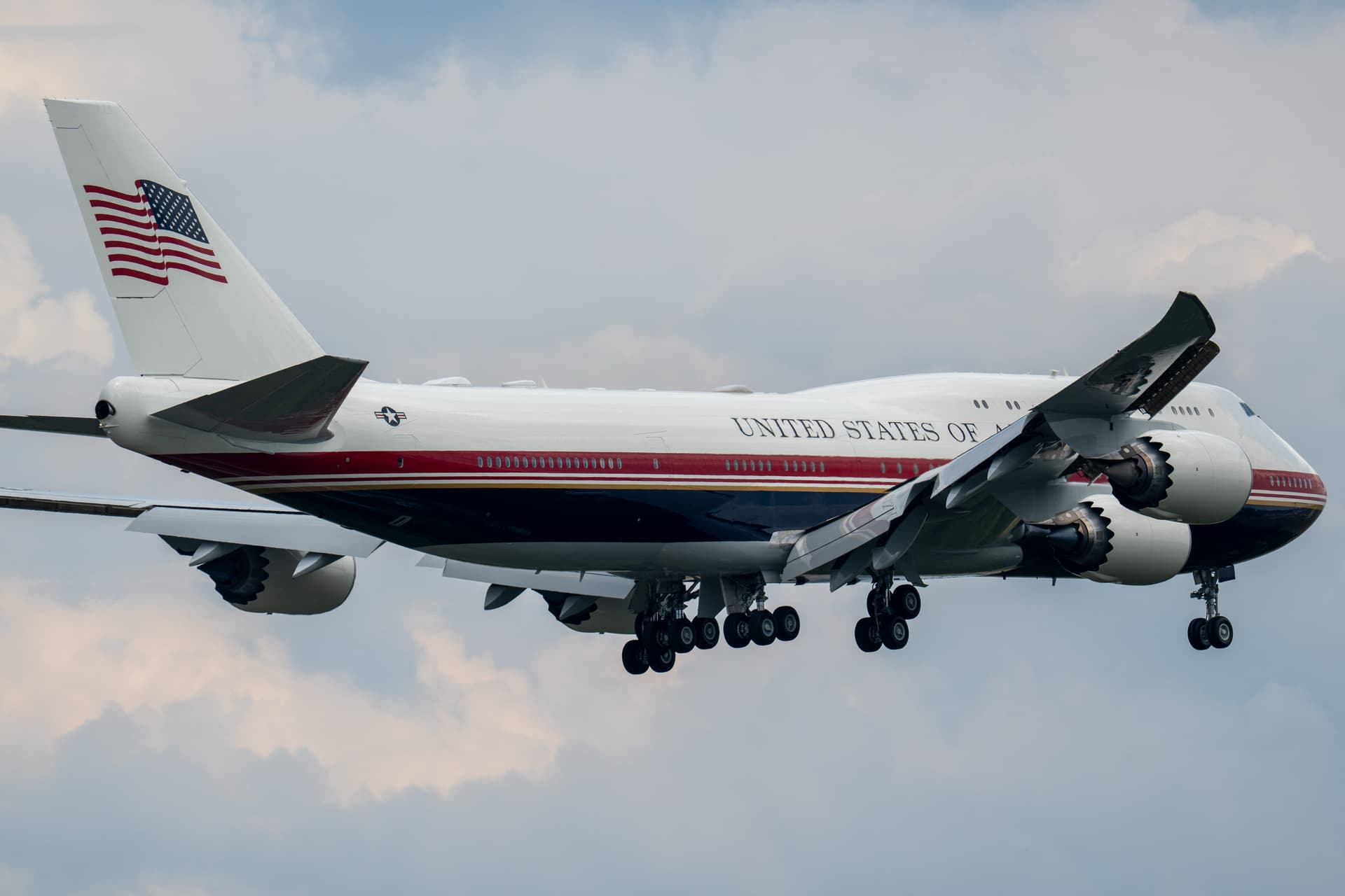 Trump travels on new Qatar-gifted Air Force One to North Dakota