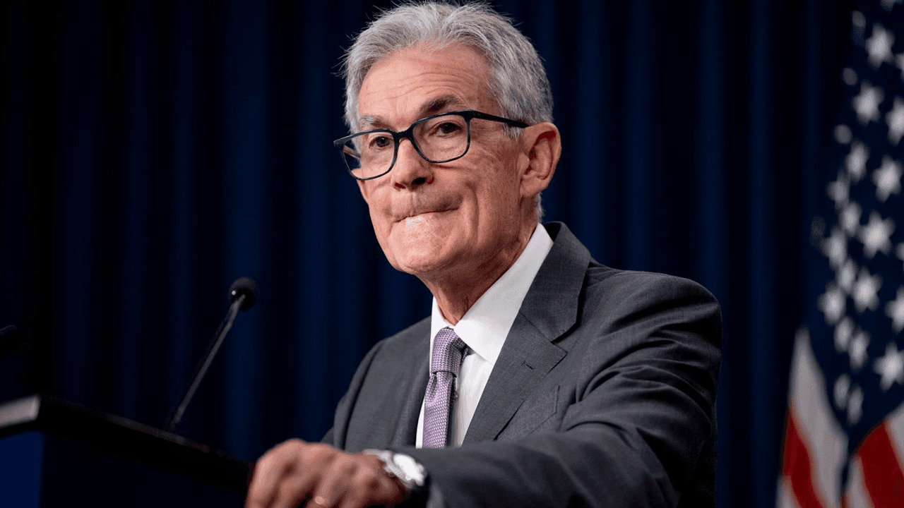 Powell to attend Supreme Court arguments in dispute over Fed governor