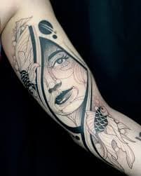 Blackwork Tattoos Put Geometric Patterns, Bold Contrast in Focus