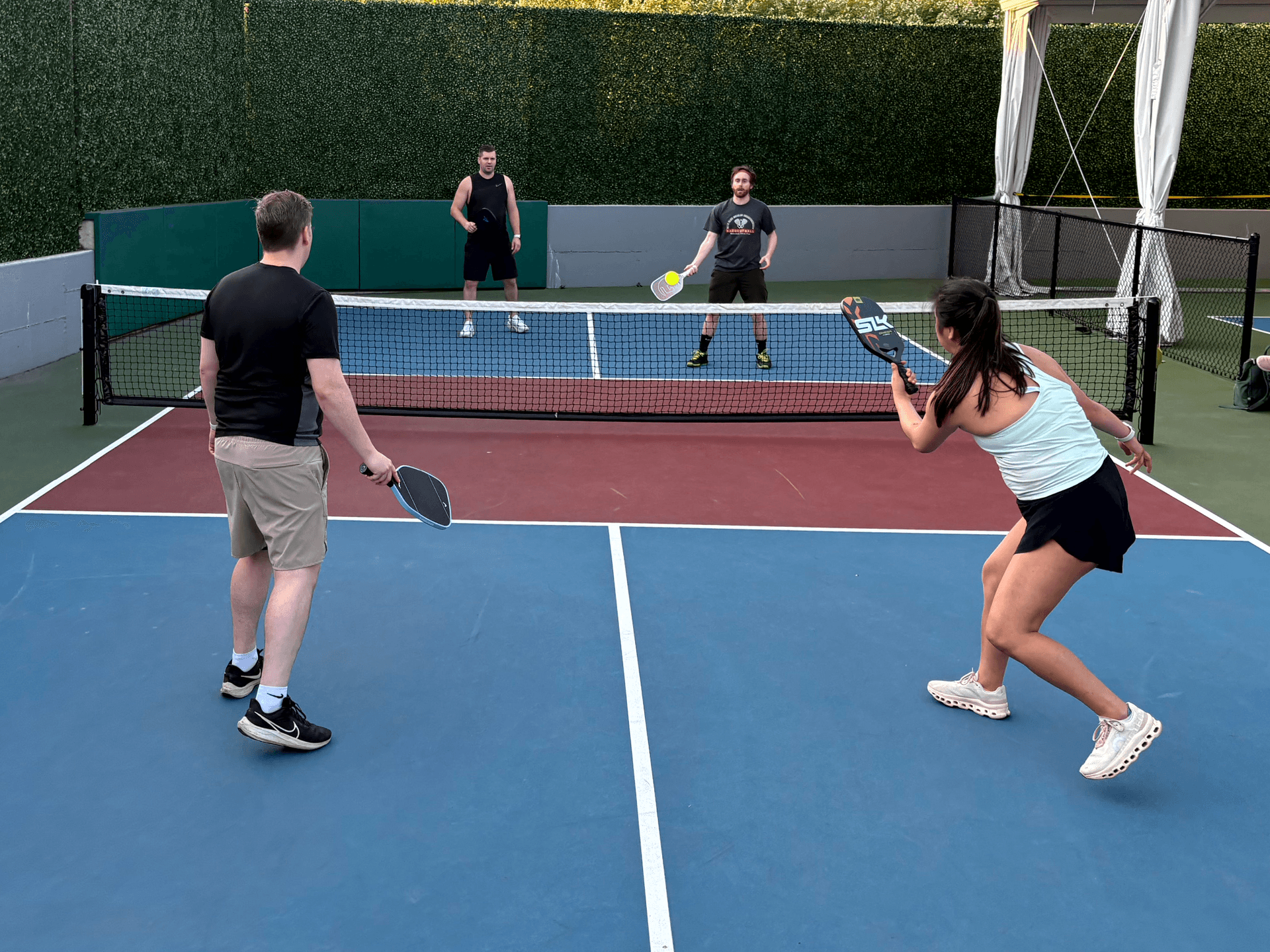 Independent guide spotlights the best pickleball paddles for 2026