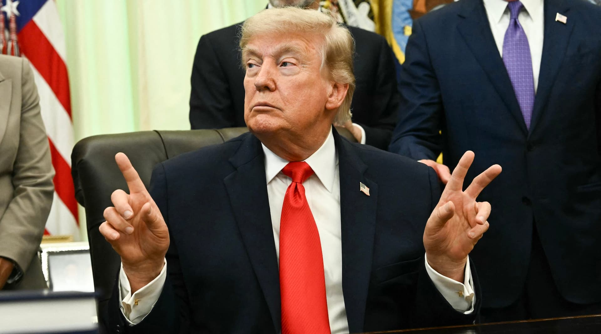 Trump defends Iran deal as ceasefire talks strain Israel ties