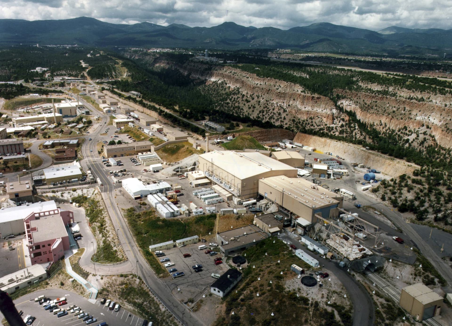 Federal approval clears way for major LANL expansion, county divided