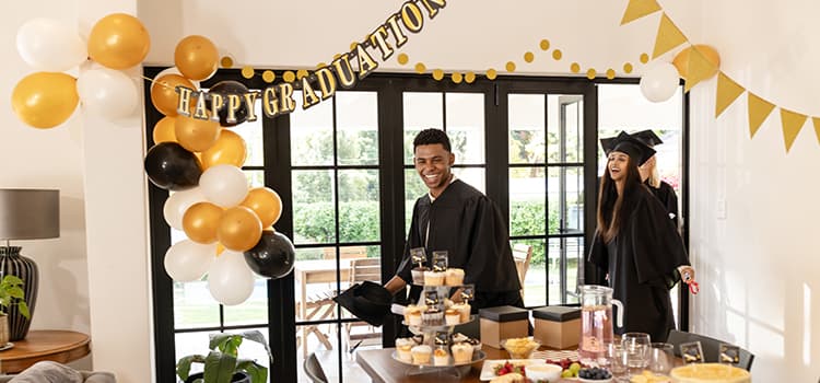 Best Graduation Party Ideas: 10 Things Not to Forget (2026)