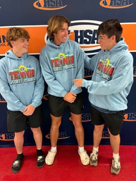 Jacksonville sends three seniors to IHSA state tennis tournament