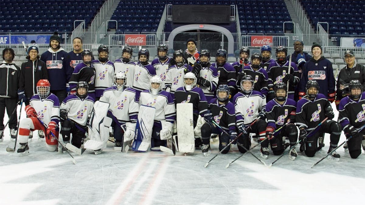 Jagger Joshua helps lead elite girls clinic in Toronto