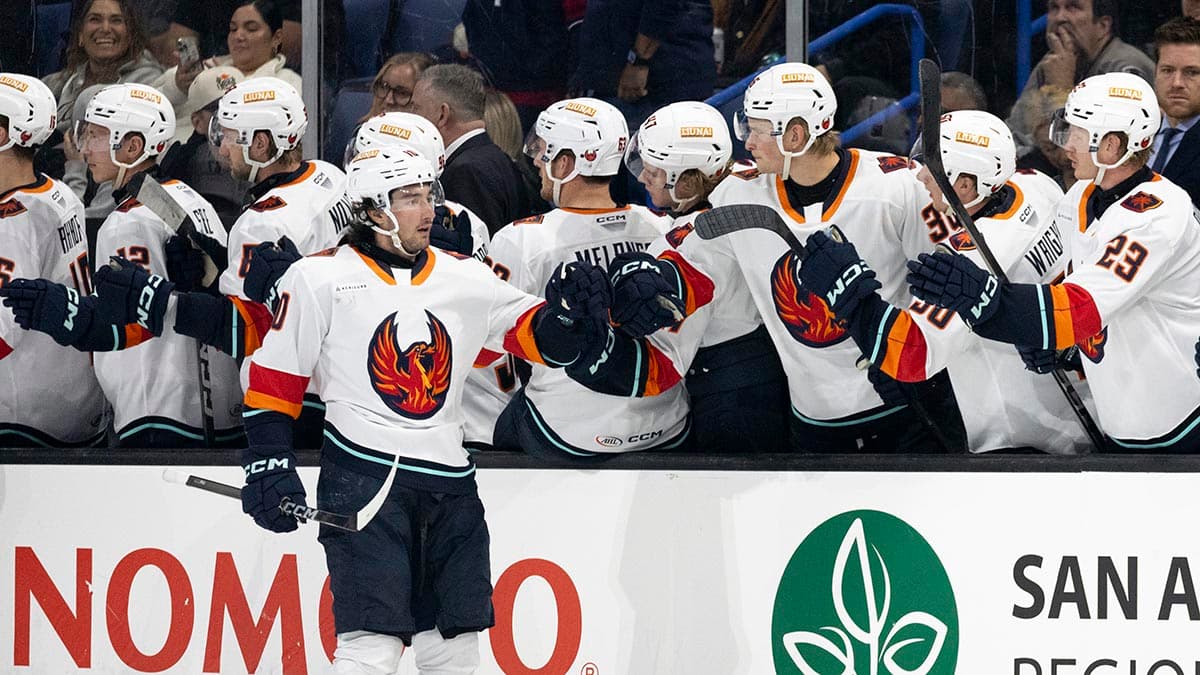 Firebirds blank Reign 3-0, take Game 1 in Pacific Division semifinals