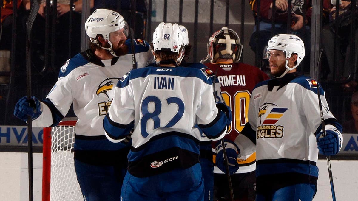 Ivan scores late as Eagles edge Wolves in Game 3, take series lead
