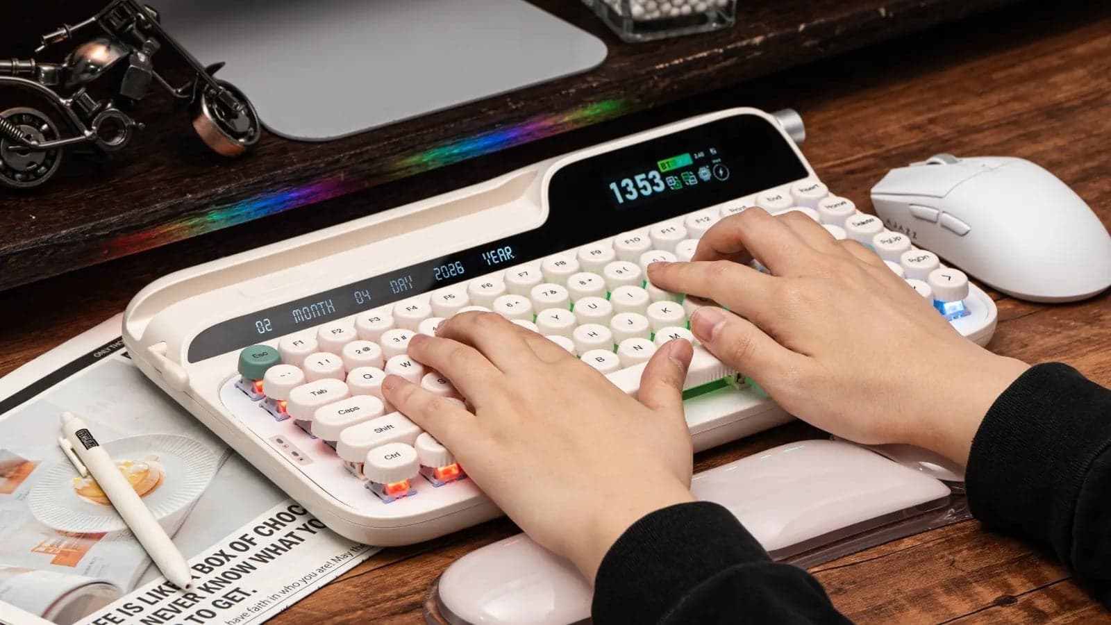 Epomaker Glyph Blends Typewriter Aesthetics With Dual Displays and Wireless Features