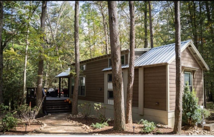 Moore County Planning Commission Moves to Clarify R3 Rules Amid Tiny-Home Development