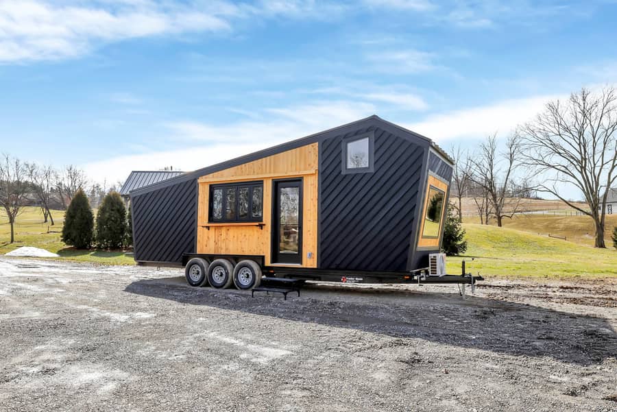 Practical checklist helps place tiny houses on wheels legally