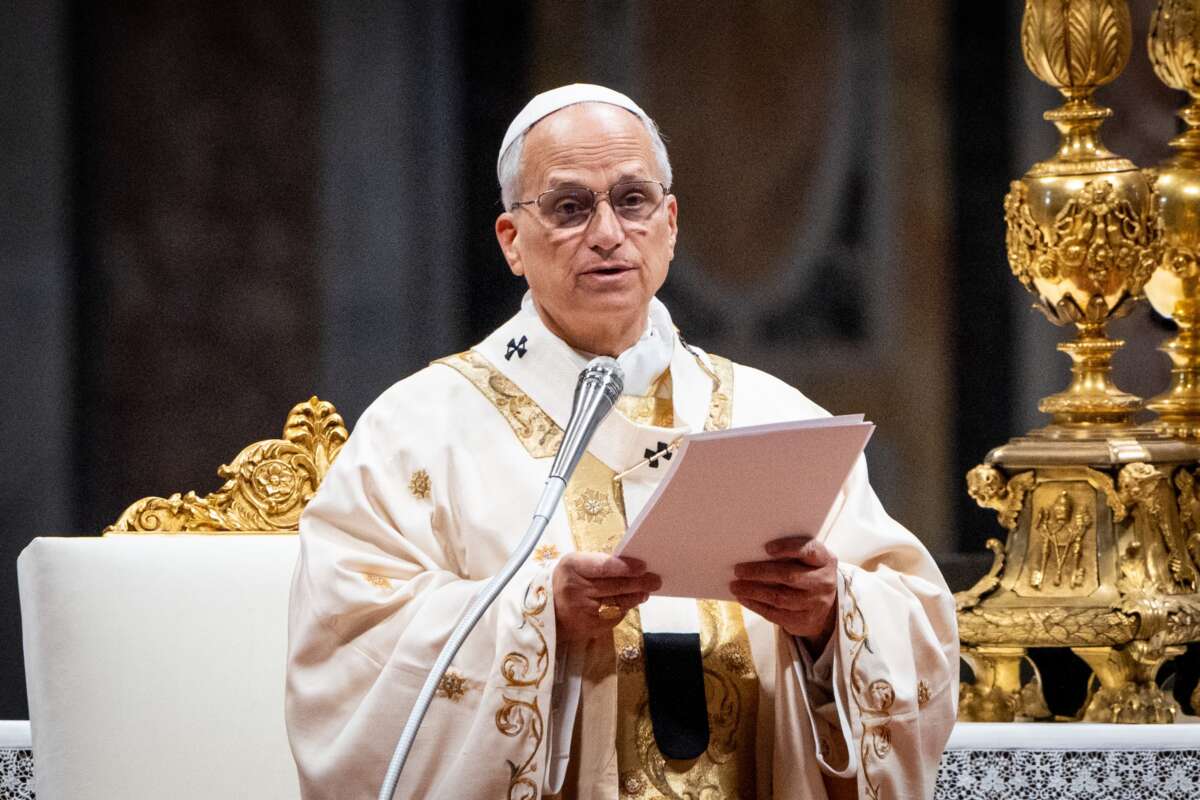 First American Pope Calls for Peace as White House Tests Vatican Relations