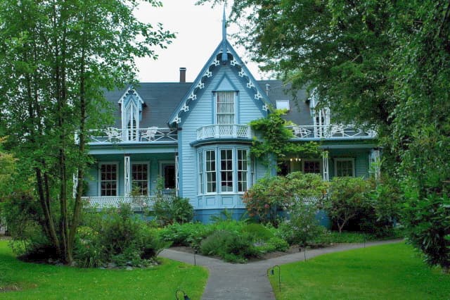 Ferndale’s historic architecture reflects its dairy and shipping past