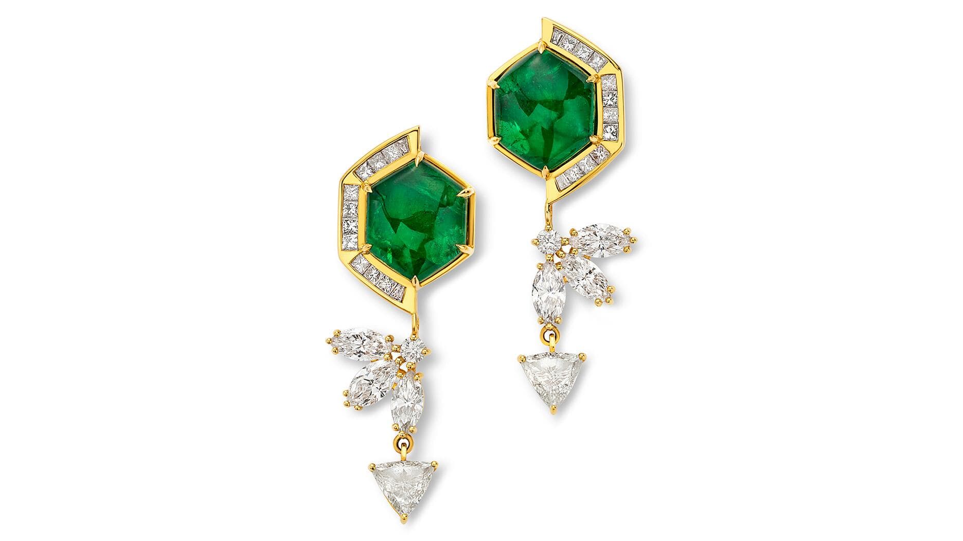 Emerald Gold Jewelry Shines for May and Mother’s Day Gifts