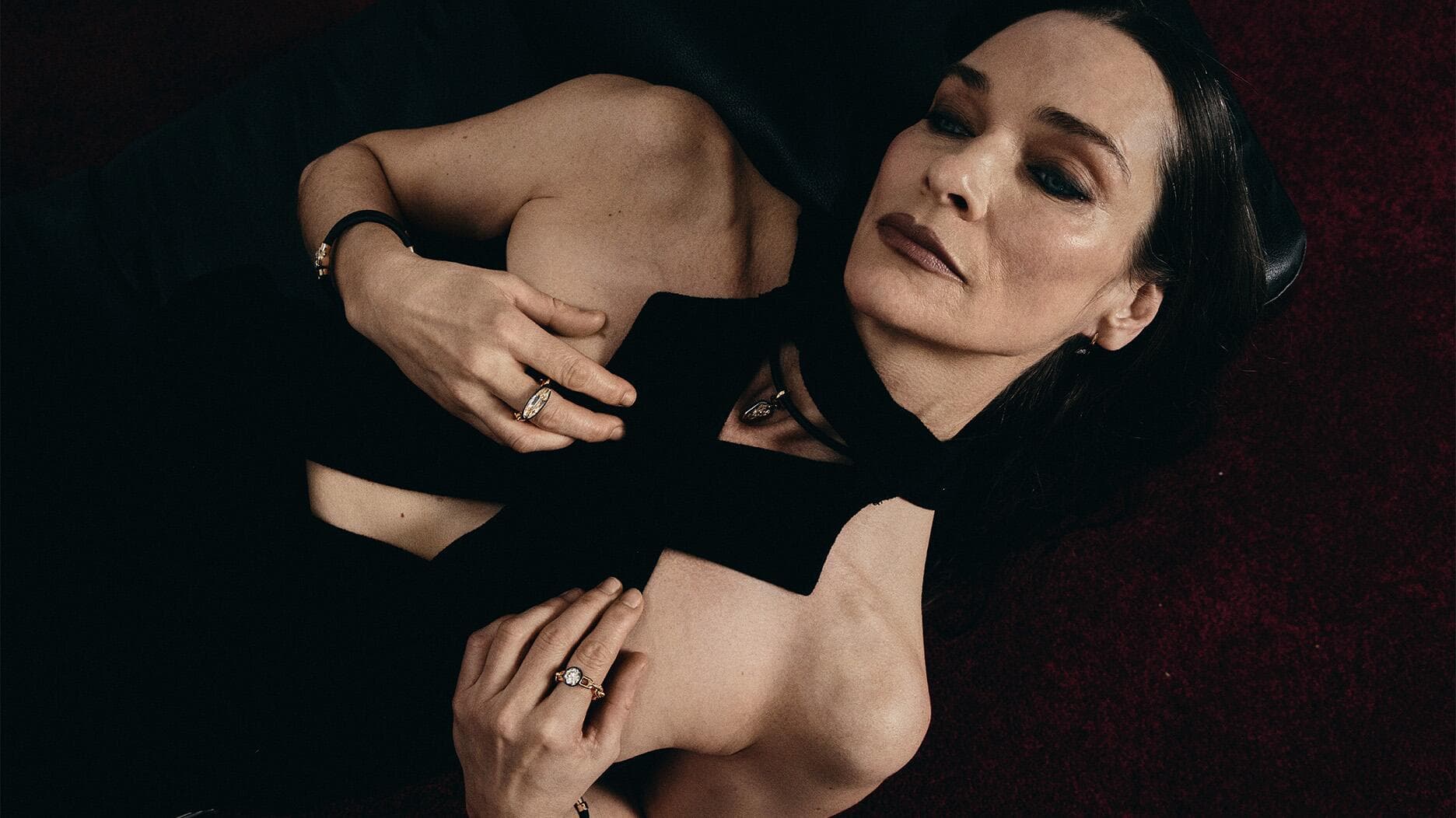 Uniform Object’s Carbon Form blends 18-karat gold, rare gemstones, and elastic cords