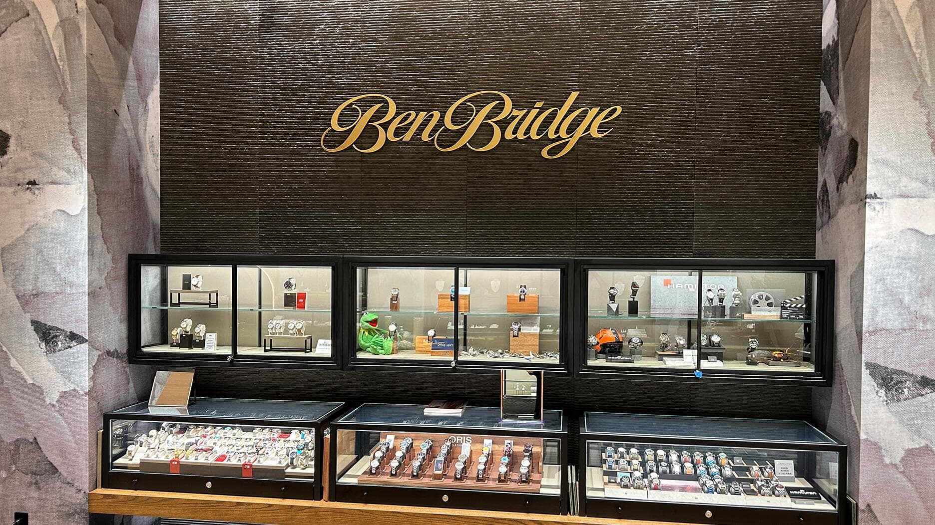 Ben Bridge Opens 3,300-Square-Foot Honolulu Boutique With Bridal and Pearl Salons