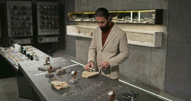 Finite Gold Supply, Branding Divide Reshape Jewelry's Cultural and Economic Value