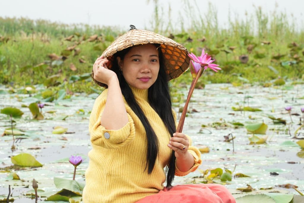 Tongbram Bijiyashanti Weaves Loktak Lotus Fiber into Eco-Luxury Silk Empowering Local Women