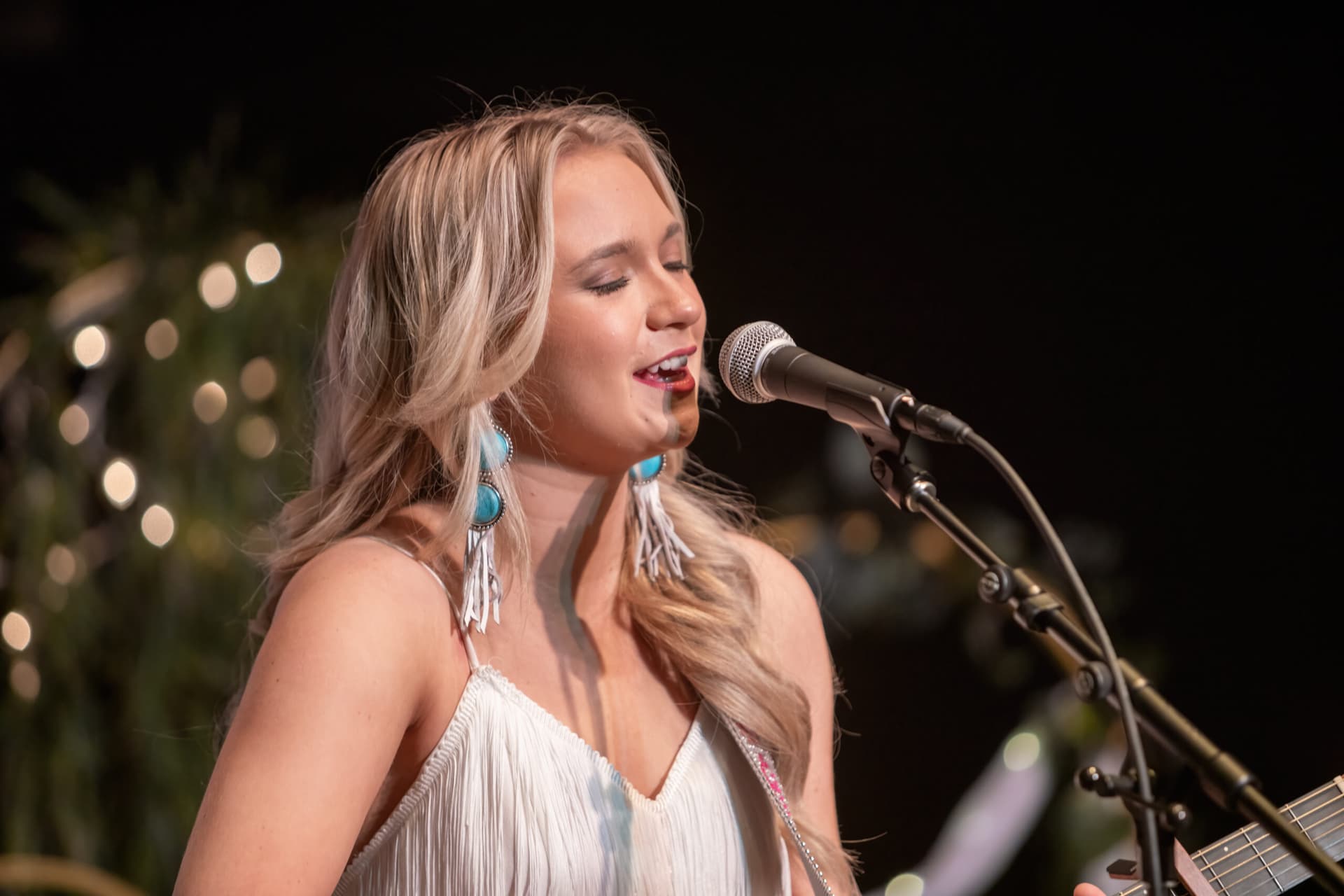 Whitney Duncan Hosts Tennessee Songwriters Qualifying Round at Parsons' Hangar