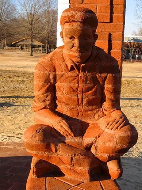 Bamberg County dedicates Veterans Memorial and trail, unveils new sculpture