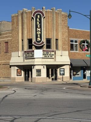 Theater Manager Sam Hampton Takes Operational Ownership of Illinois Theater