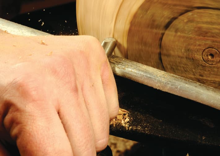 Beginner Woodturning: Safe, Step-by-Step Guide to Turning Your First Bowl