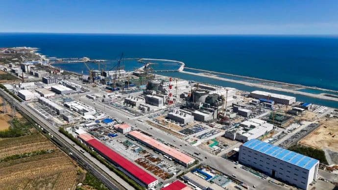 China's Xudabao nuclear site hits key milestones at units 2 and 3