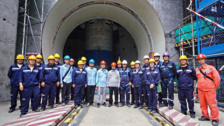 China installs reactor vessel at Zhangzhou 3, advancing Hualong One build