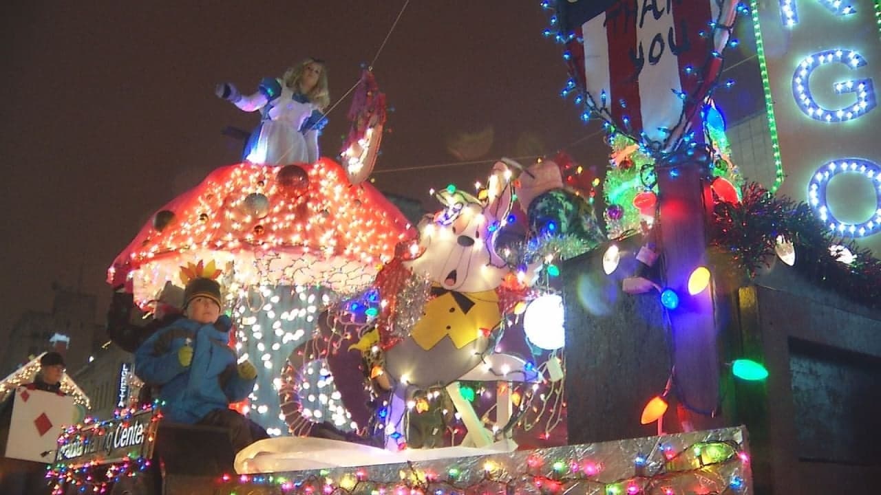 Eagar Christmas Light Parade Brings Community Cheer and Activity