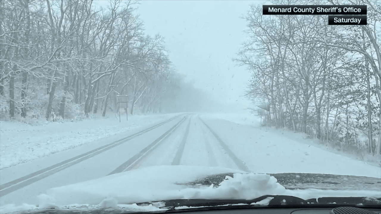 FlightAware: Northeast bomb cyclone cancels 5,600+ U.S. flights
