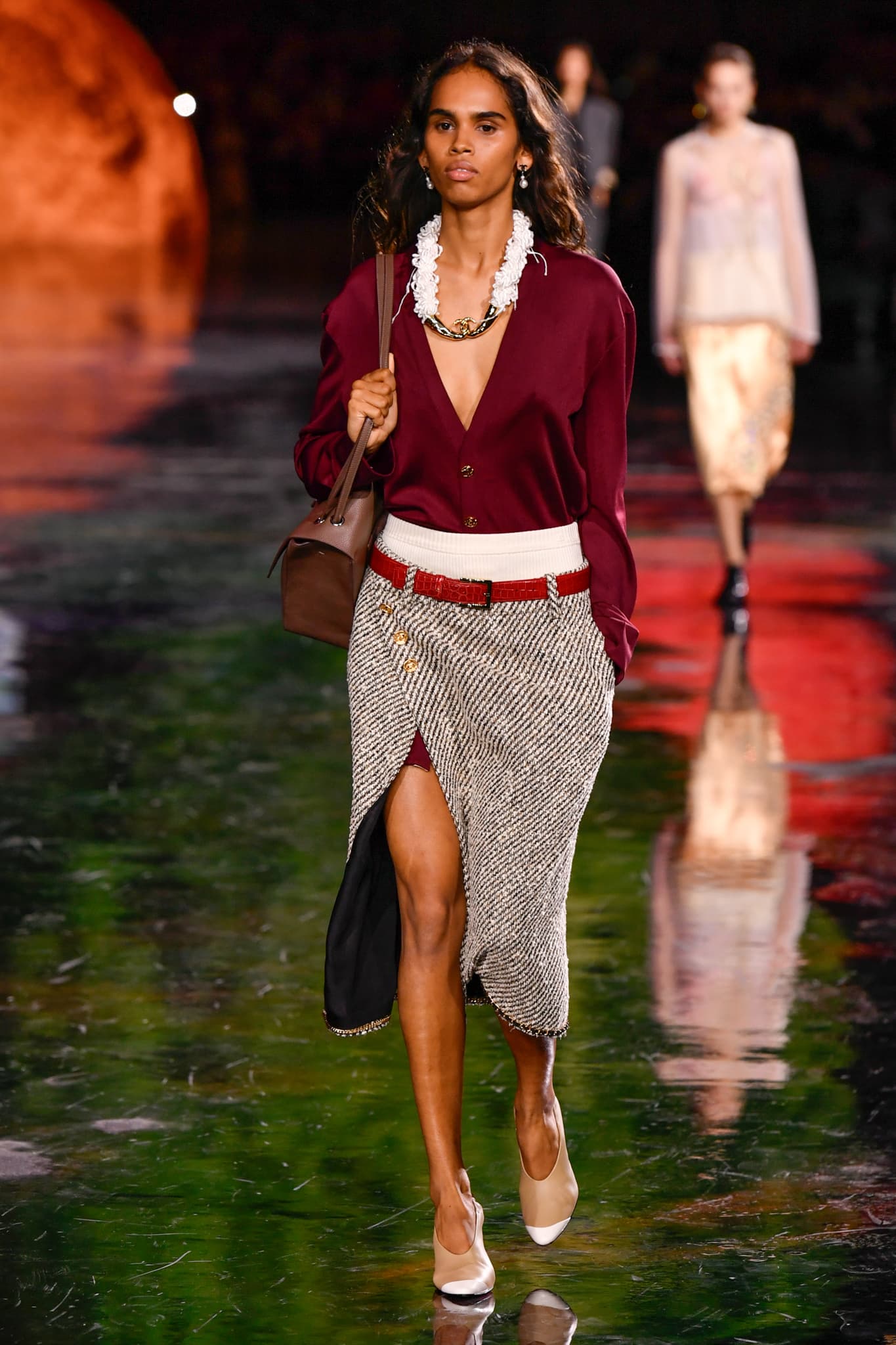 Spring 2026 Embraces Controlled Excess, Jewelry Layering Dominates Runways and Streets