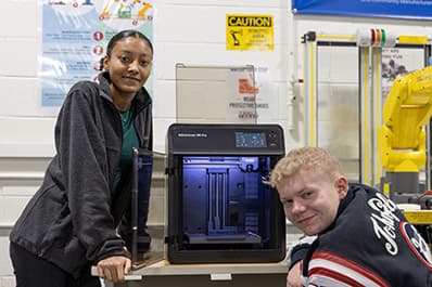 SPE and 3DSHQ expand 3D printer grants for schools