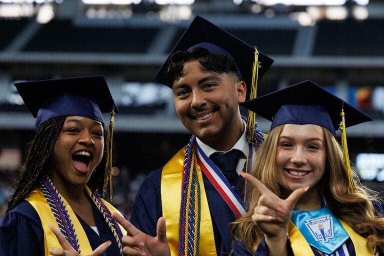 Laurel High School graduates over 400 seniors, many multilingual