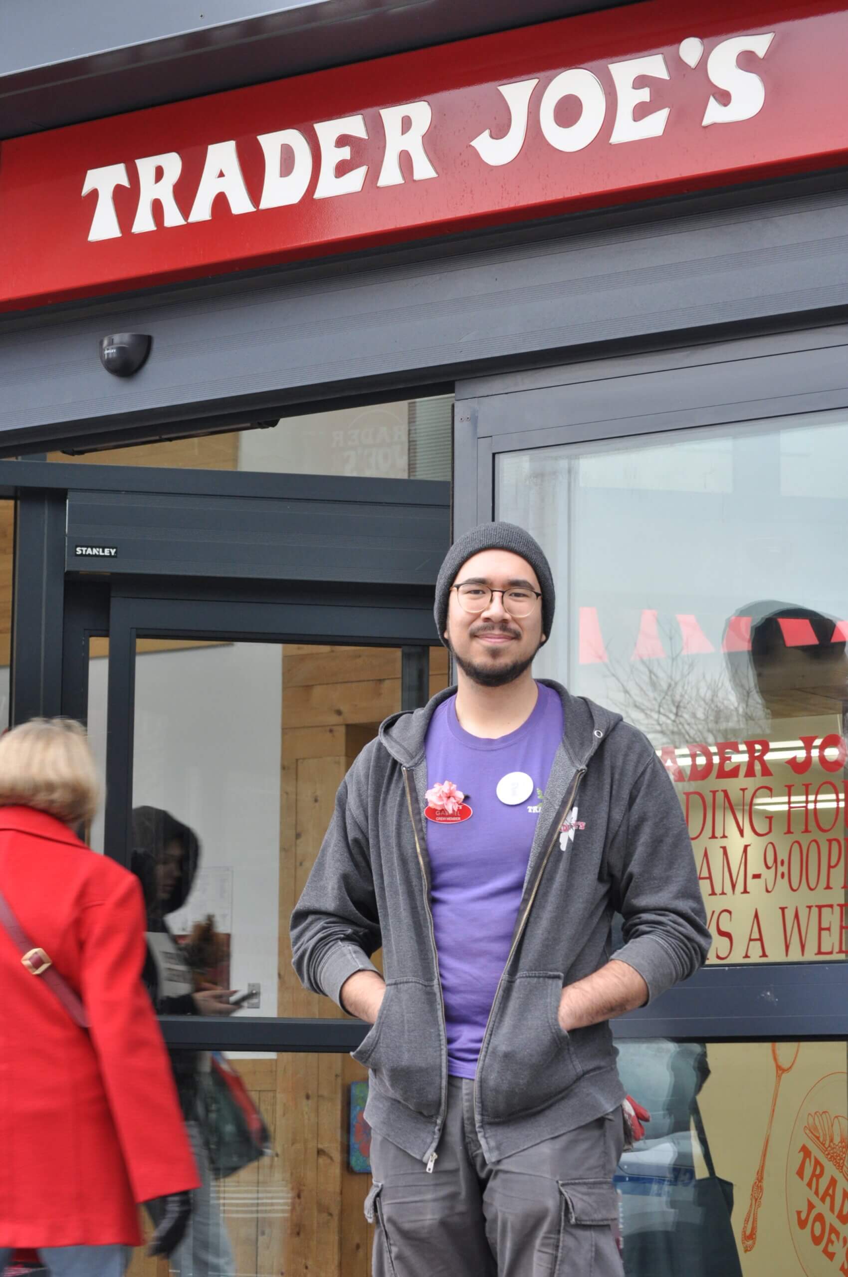 Trader Joe's workers maintain independent union site for organizing