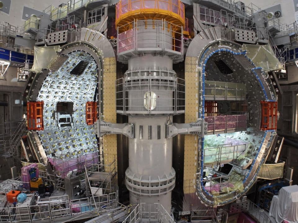 France exempts ITER tokamak vessel from pressure-equipment rules