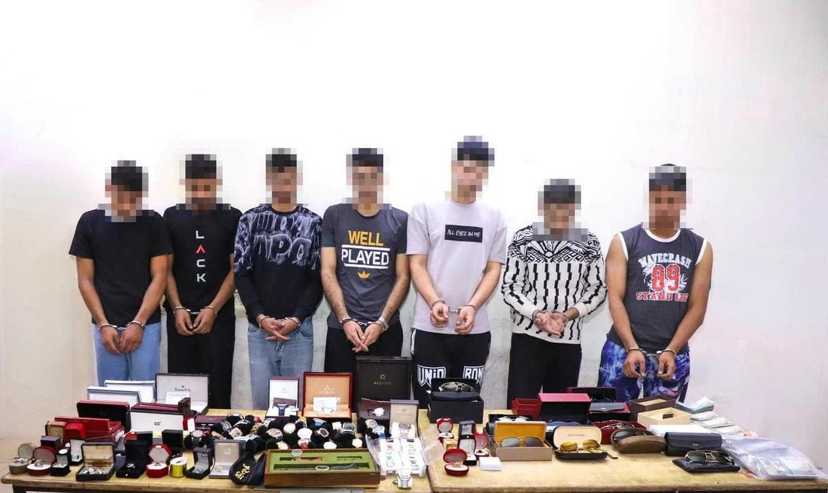 Bahrain Police Arrest Seven Suspects in BD 800,000 Gold Jewelry Burglary