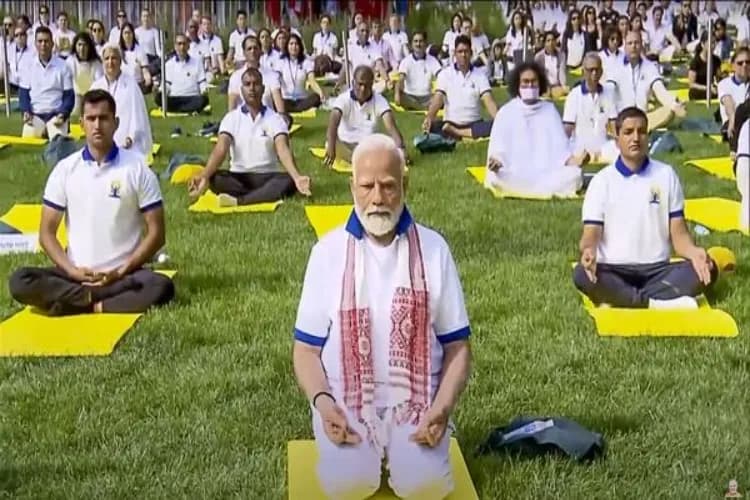 PM Modi Promotes Ayush Minister's Case for Yoga as Evidence-Based Health System