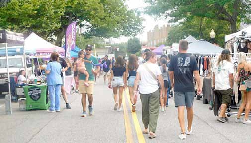 Babylon Village kicks off summer block party season on Deer Park Avenue