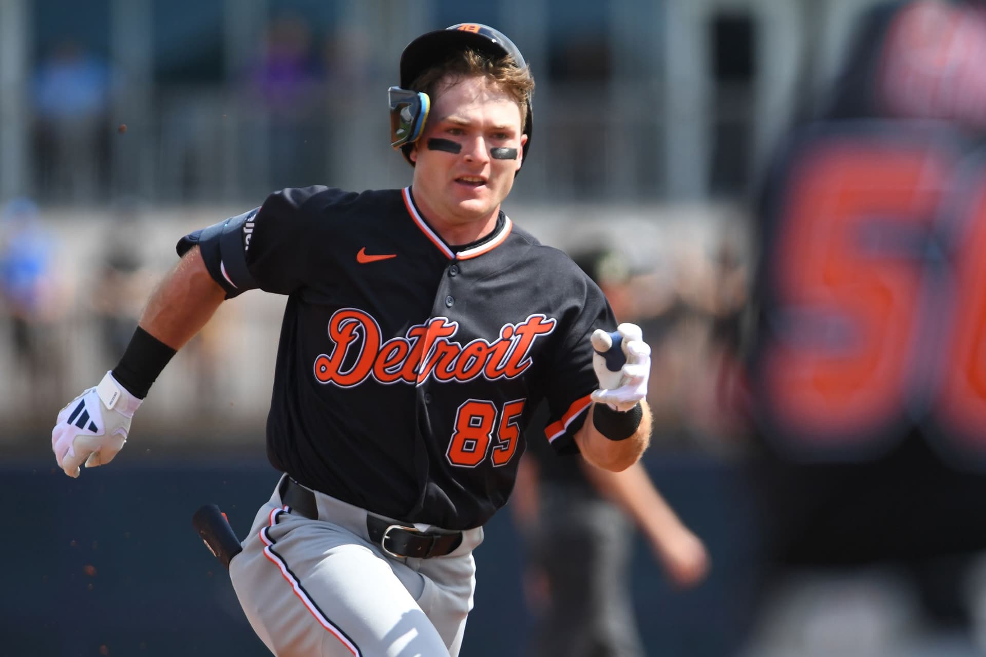 Baseball America Study Weighs Tradeoffs of Elite Prospects Skipping Triple-A