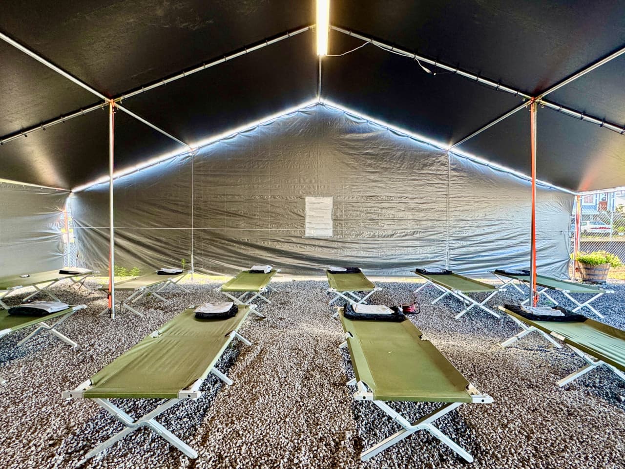 Hawaii County plans emergency cot shelter program for West Hawaii