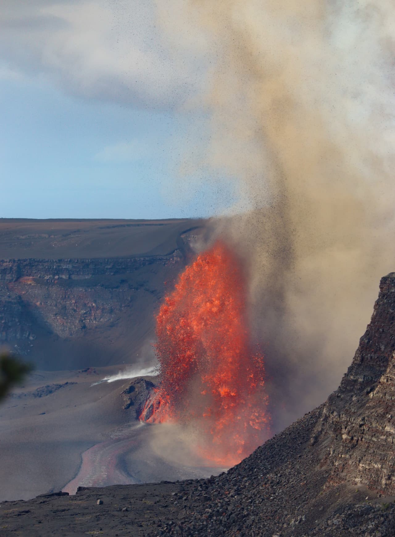 Kīlauea Summit Activity Raises Ash Concerns, Residents Urged to Monitor HVO