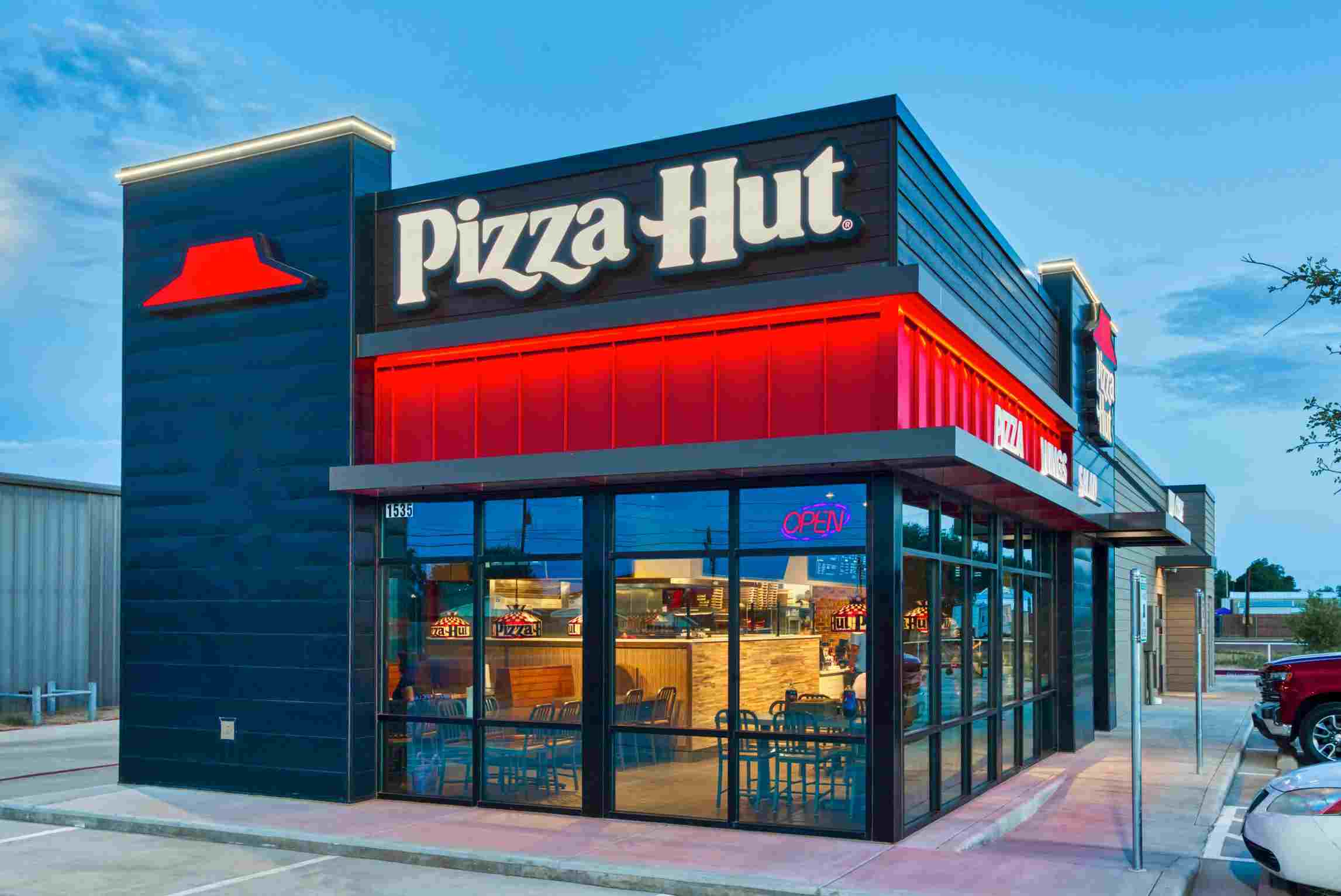 Resource Consolidates Steps and Contacts for Pizza Hut Workers Pursuing Wage Claims