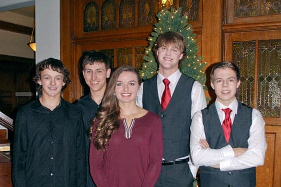 Valor Christian Vespers Brings Holiday Music to Douglas County