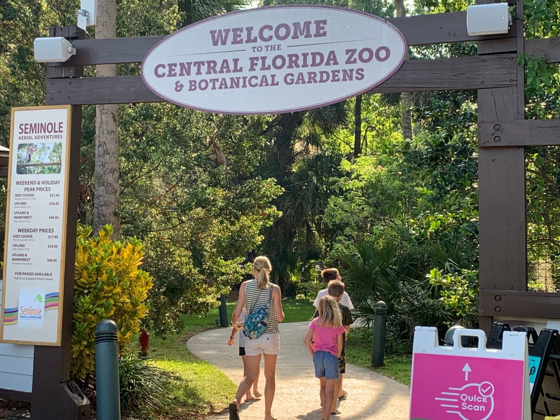 Seminole Chamber River Council Networking Meets at Central Florida Zoo