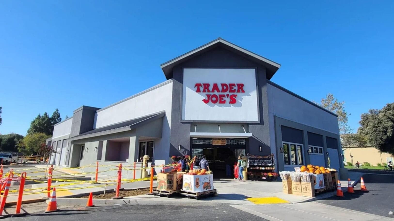 Trader Joe’s opens first Tucson store in more than 20 years