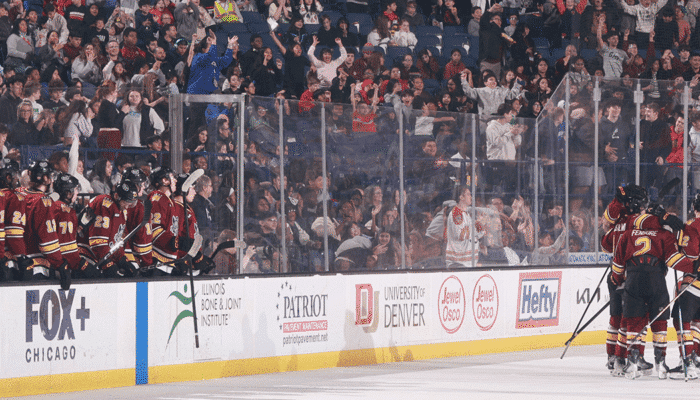 Chicago Wolves Rally to Complete Weekend Sweep of Colorado Eagles