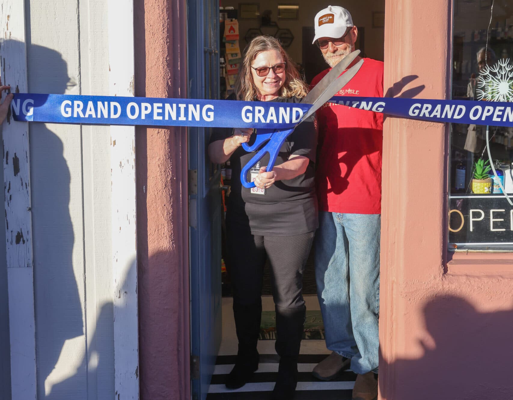 New Supplement Shop Opens in Creswell, Partners With High School