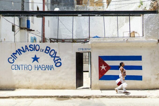 Cuba announces lung cancer vaccine breakthrough amid severe shortages